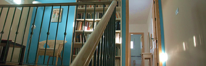 Andalucia Uno library